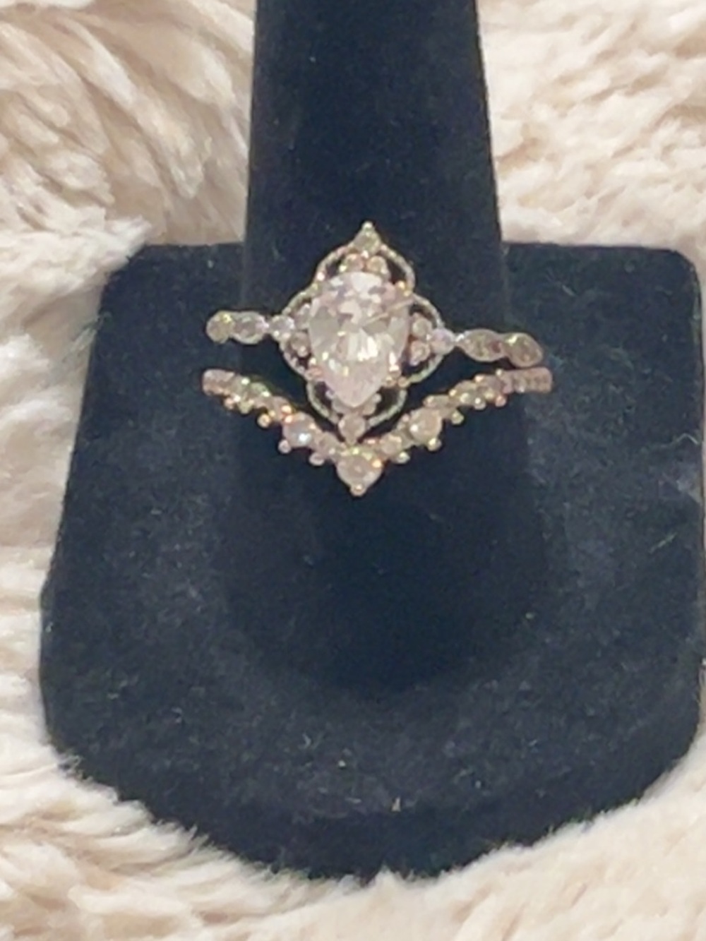 Elegant Pear CZ Bridal Ring Set in Silver
